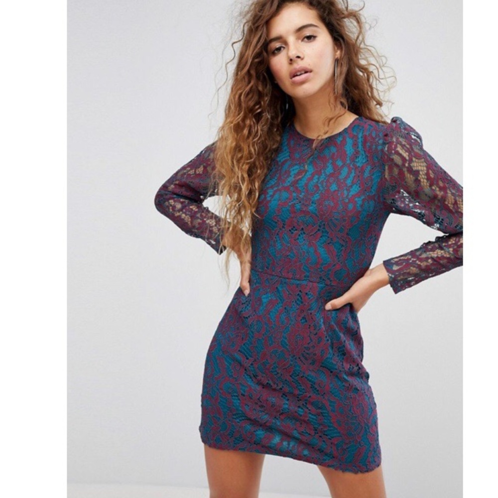 Fashion Union lace dress 🎀 size 4